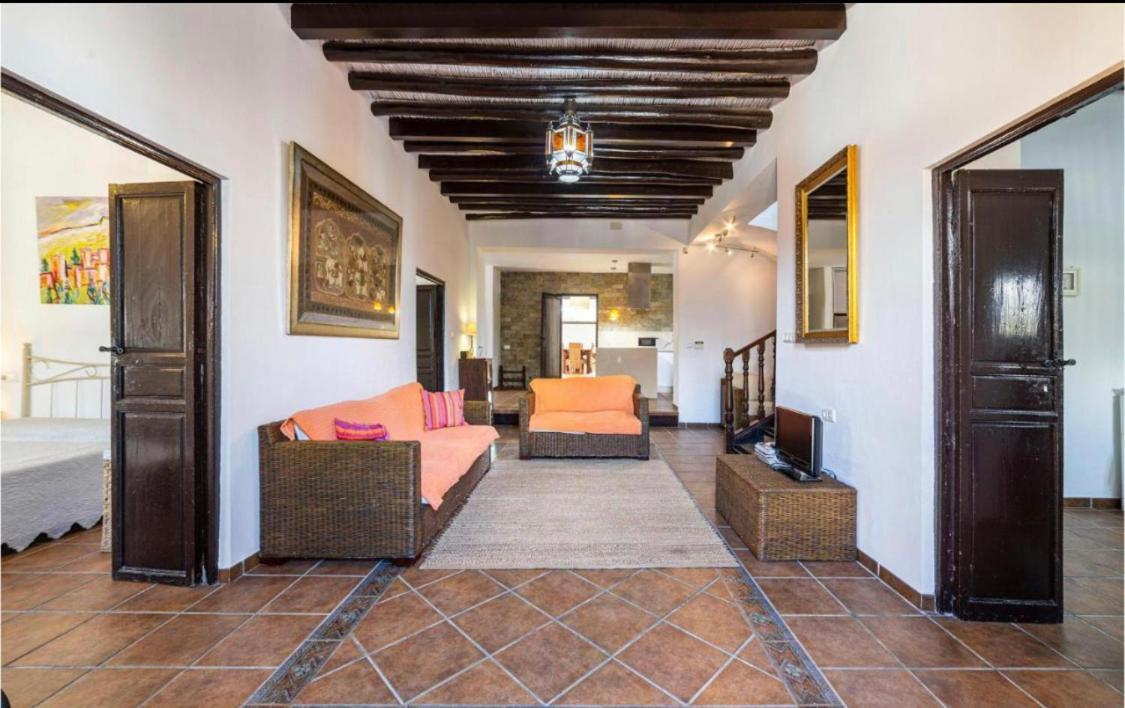 Cortijo Andaluz Dona Adela Guest House Almeria Exterior photo